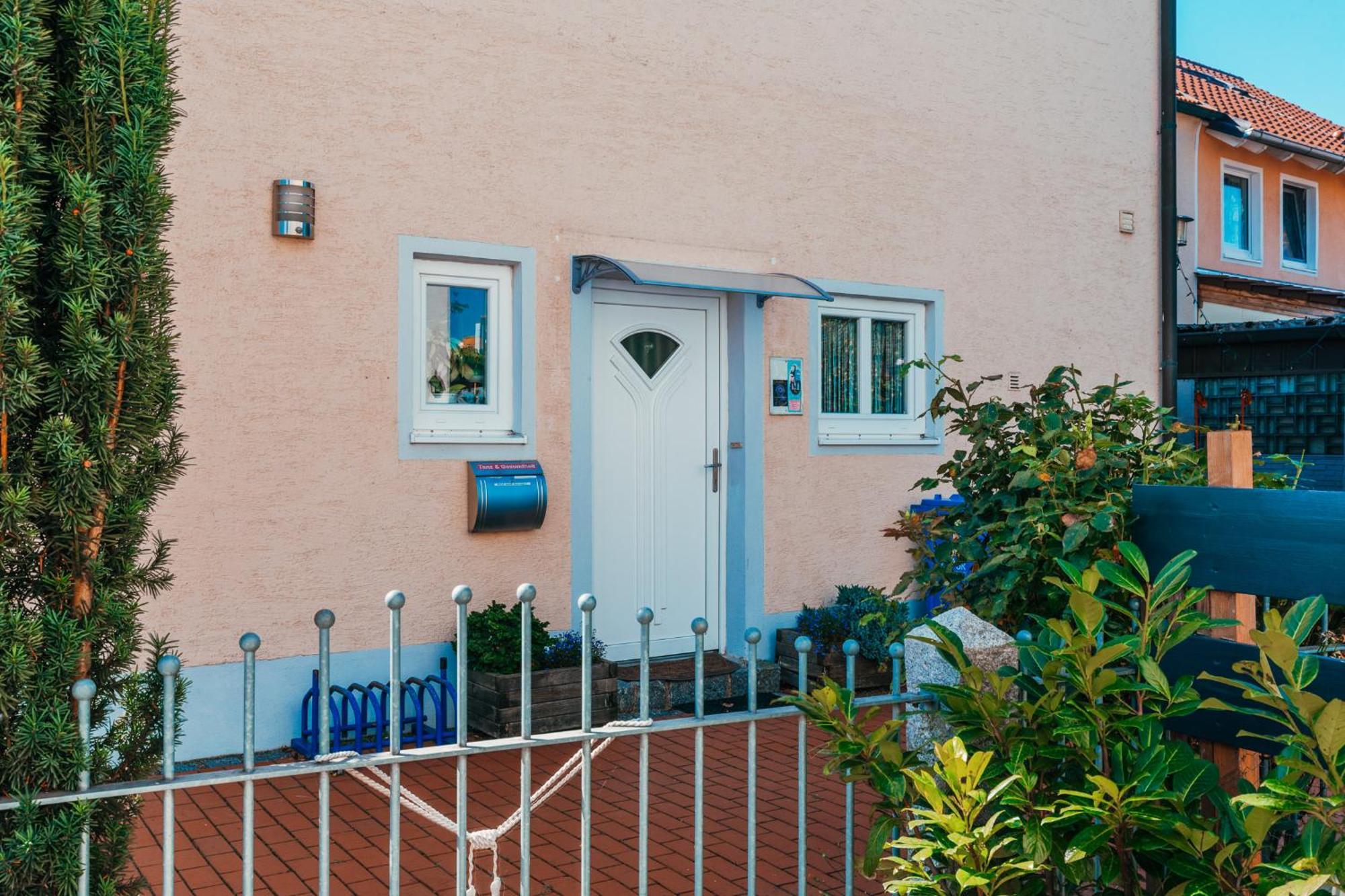 G.A.D.D Ferienwohnung/Glueck An Der Donau Straubing Exterior photo